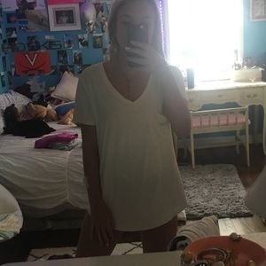 super cute THE SUEDE POCKET TEE